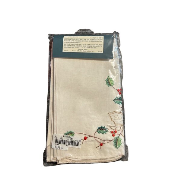 Lenox Linens Holiday Embroidered Napkins Set Of 4 Ivory With Holly & Berries Des - Picture 3 of 3